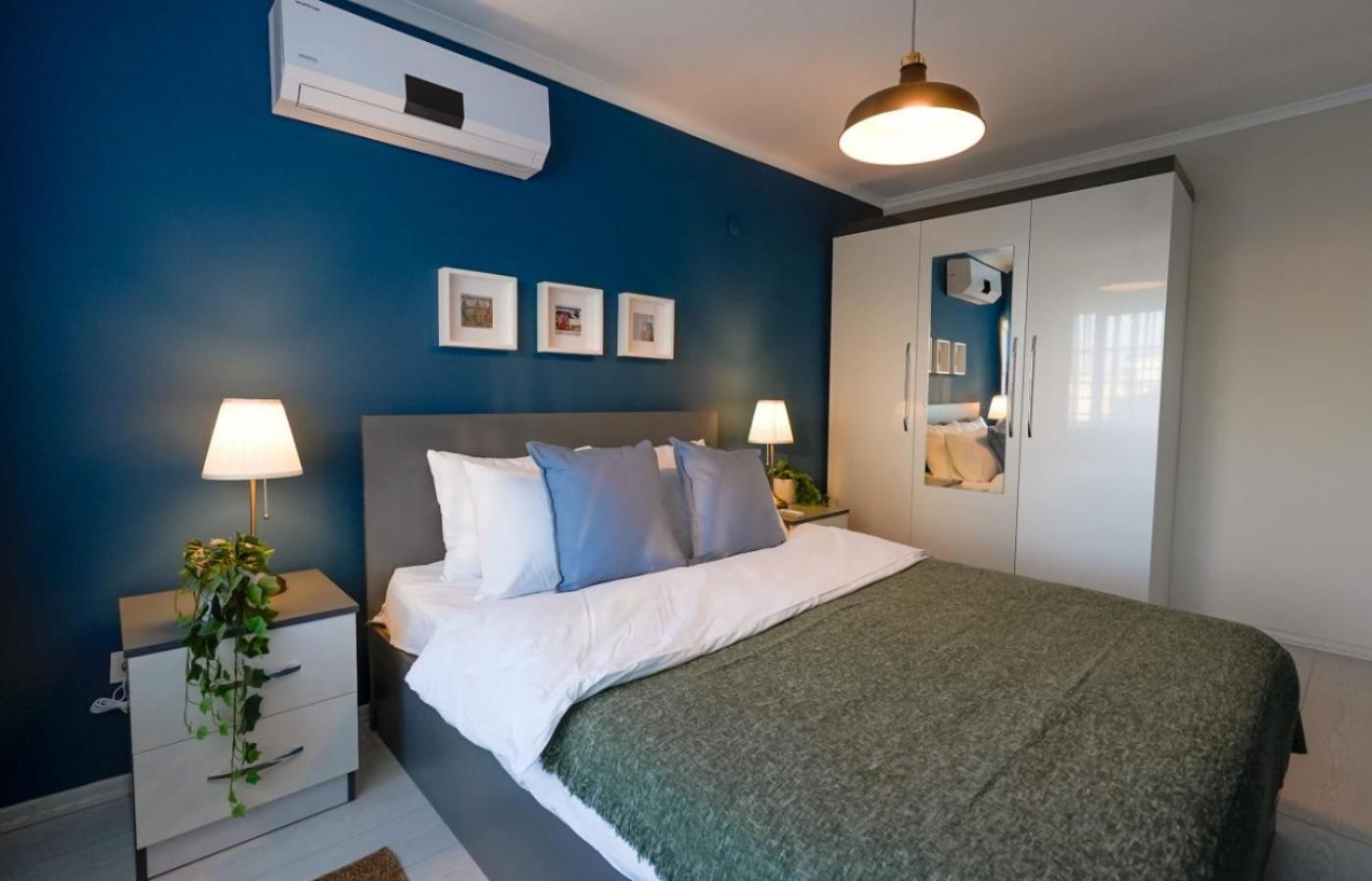 Excellent Flat Near Hadrian's Gate Daire *